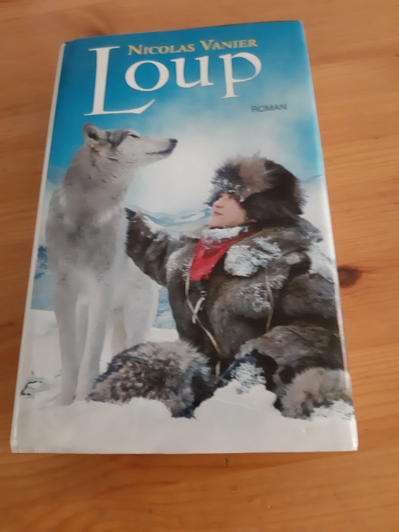 Roman de Nicolas vanier ,Loup.